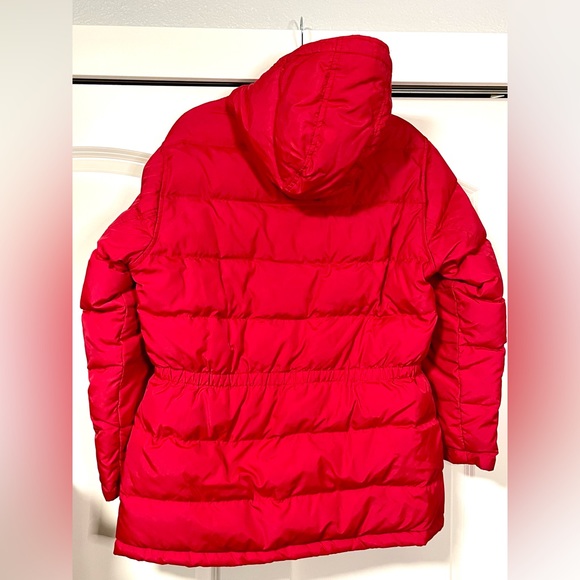 Women’s red puffer GAP zip up hooded winter ski coat - Picture 2 of 3